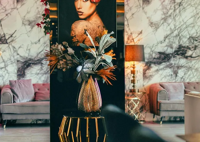 מלון The Ciao Stelio Deluxe Boutique - Adults Only 4*